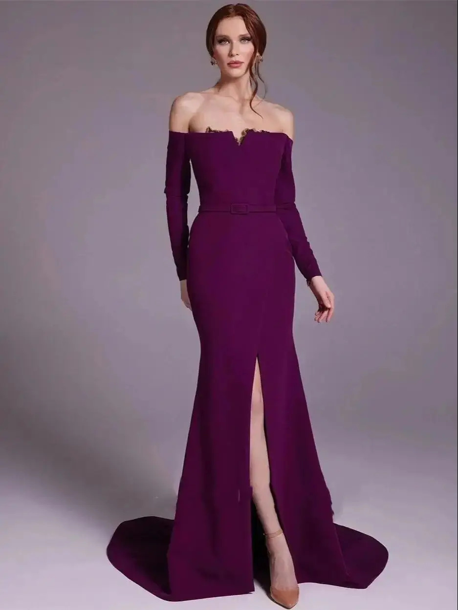 Elegant Satin Evening Gown Split - Elegante Paarse Satijnen Off-The-Shoulder Schede Cocktail