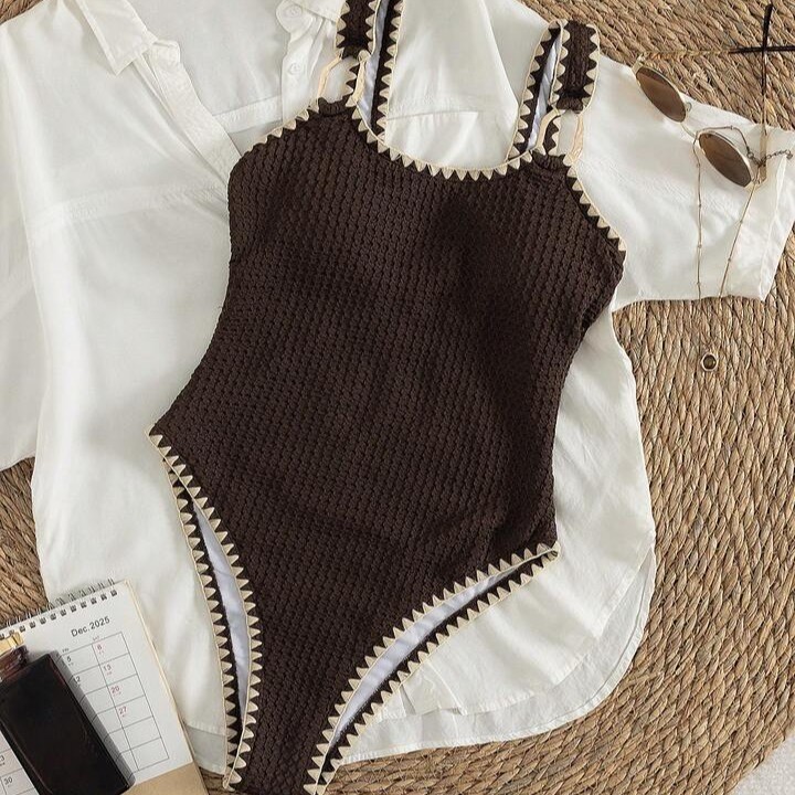 Dames badmode badpak mouwloos  - Swimwear recensie en prijs
