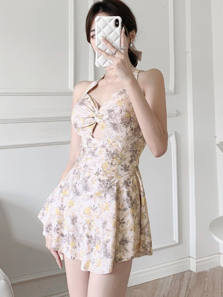 Nieuwe zomer bloemenprint mono - Dresses recensie en prijs