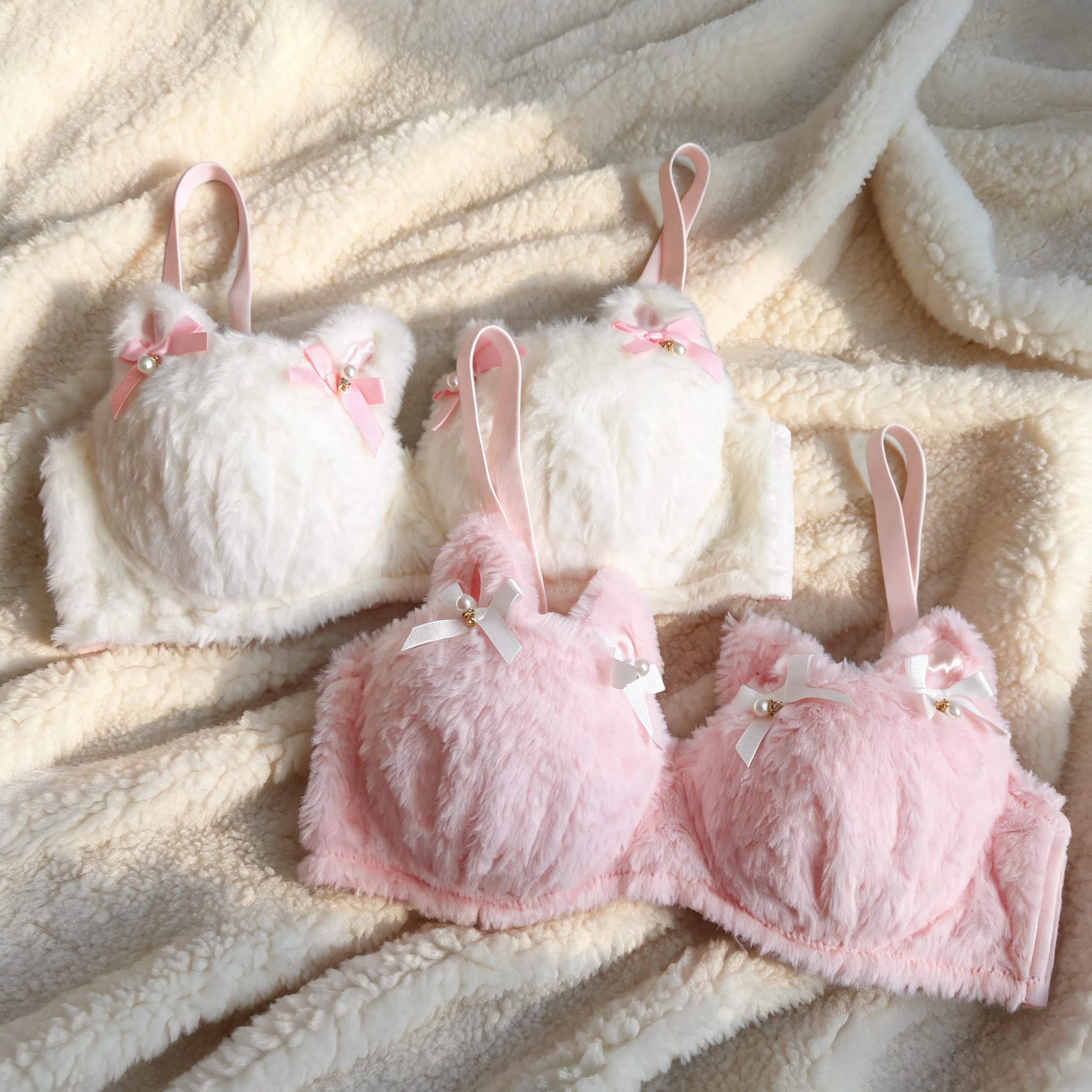 Schattige meisjeslingerieset,  - Lingerie recensie en prijs